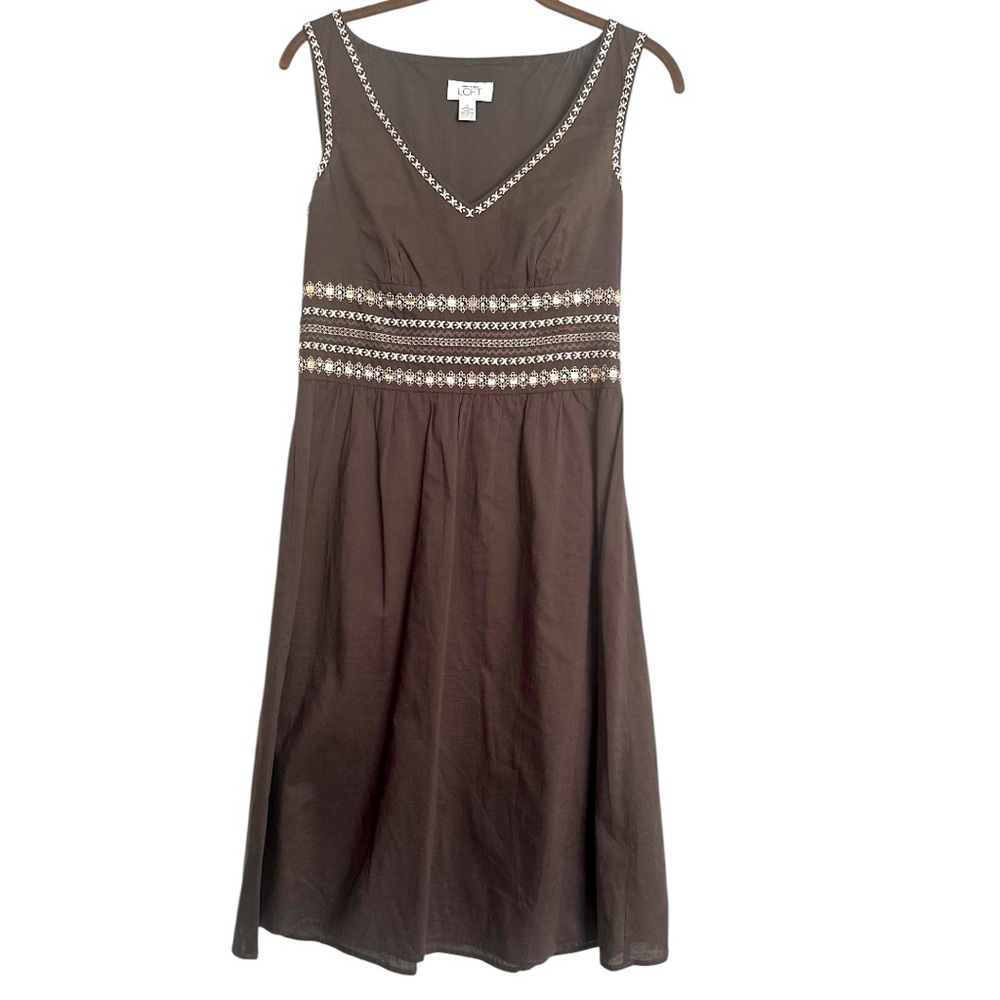 Vintage LOFT Brown Embroidered Dress
Size 2